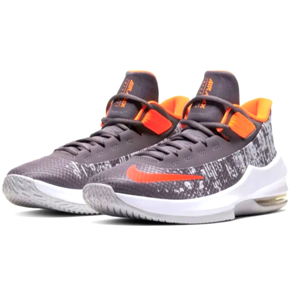 Nike▪️Youth Air Max Infuriate 2 Mid Basketball Shoes - Sz 5